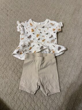 Petit Lem Cream Ruffle Top with Tan & Light Brown Spot Shorts